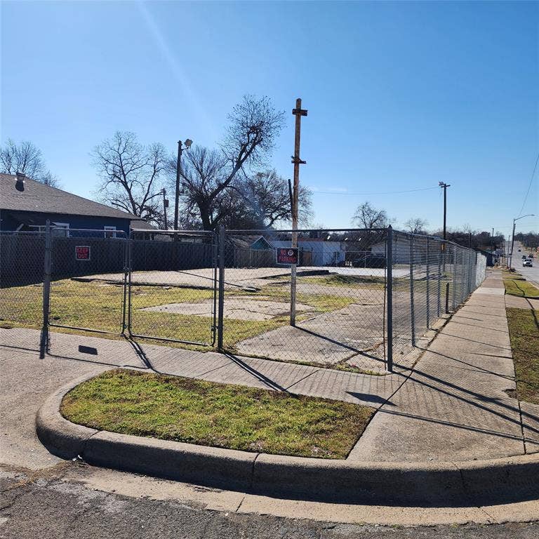 Property photo for 2007 Evans Avenue, Fort Worth, TX