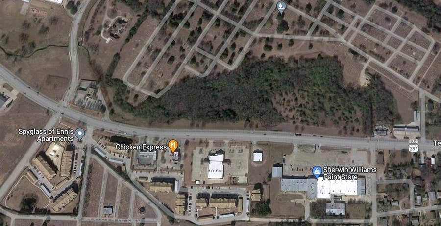 Property photo for 1600 W Ennis Avenue, Ennis, TX