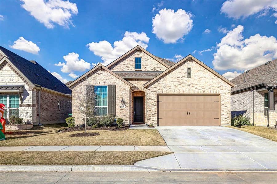Property photo for 1169 Superbloom Avenue, Justin, TX