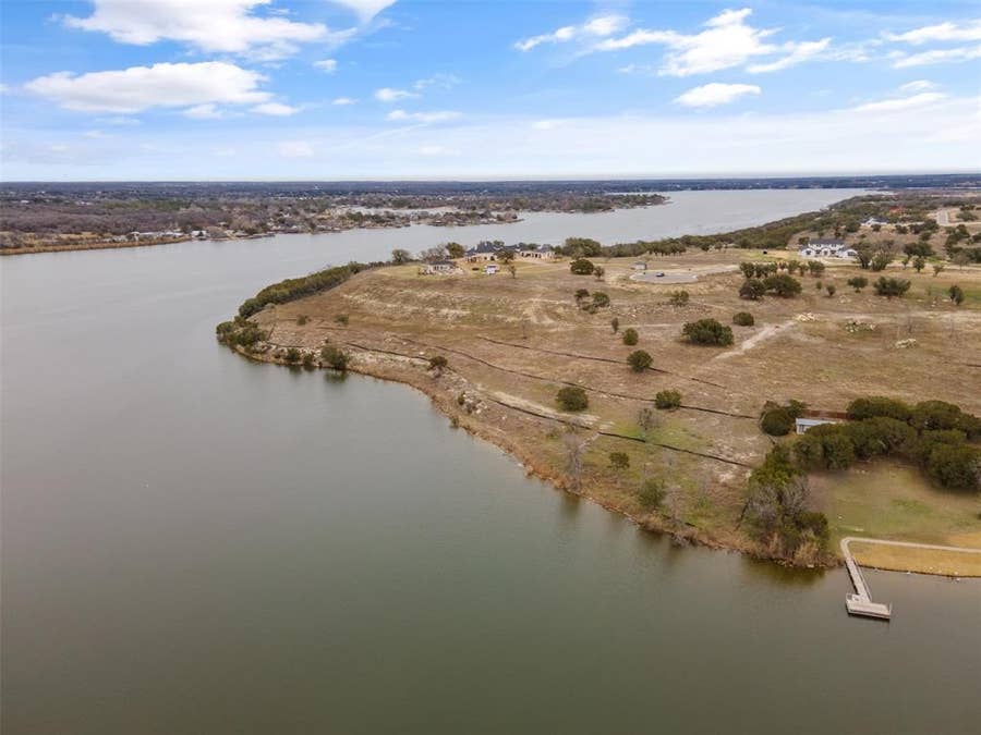 Property photo for 724 Rc Luker Court, Granbury, TX