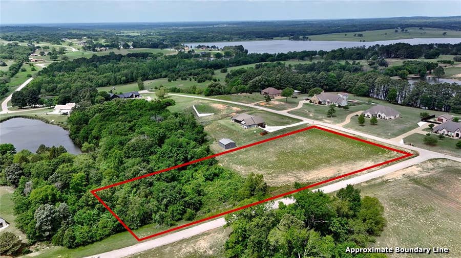 Property photo for Lt 173 Lago Vista Drive, Athens, TX