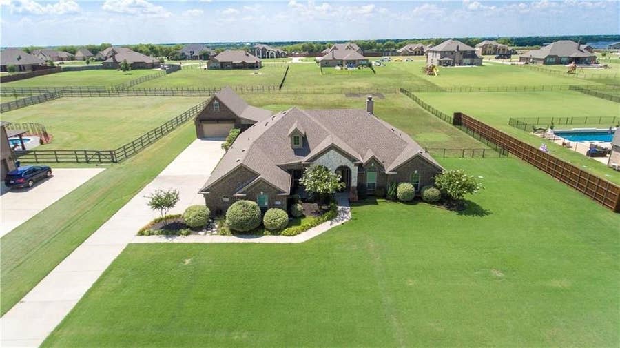 Property photo for 14132 Paterson, Talty, TX