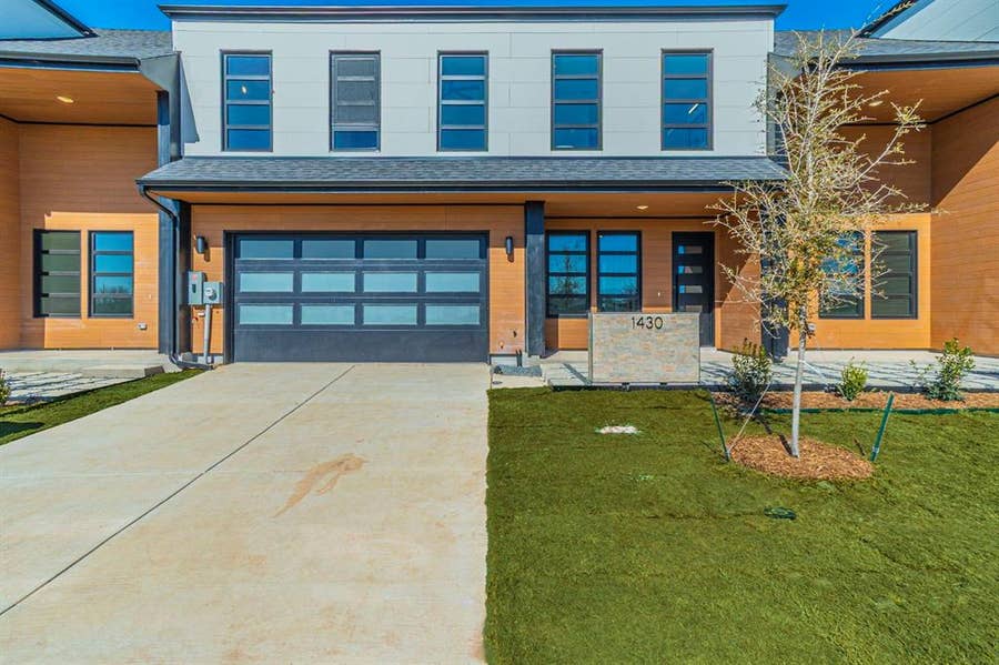 Property photo for 1430 Mars Lander Lane, Wylie, TX