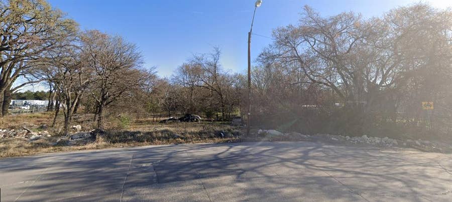 Property photo for 11660 Ravenview Road, Dallas, TX