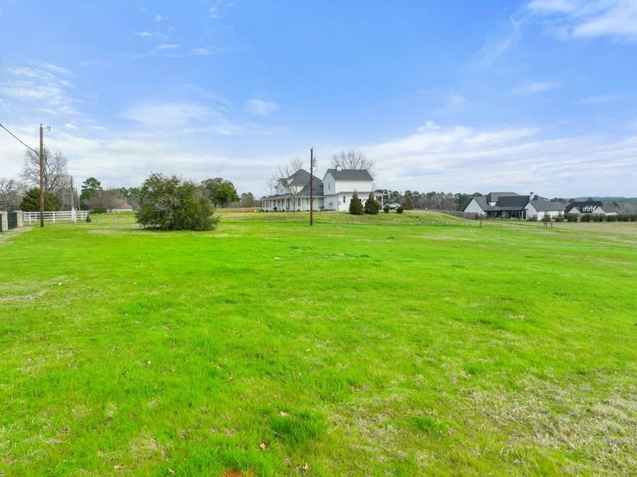 Property photo for 605 Bridle Ridge, Tyler, TX