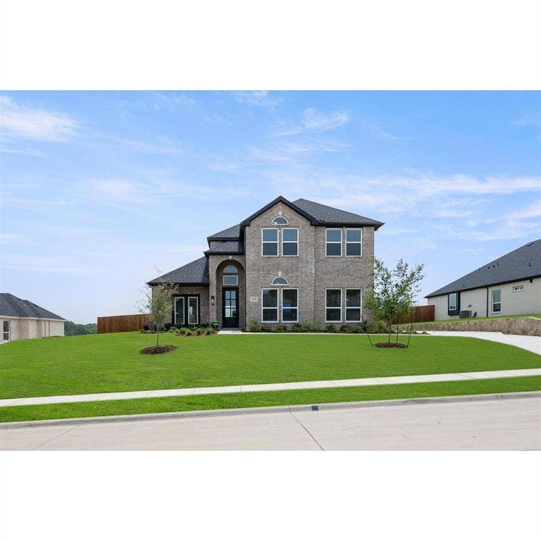 Property photo for 1128 Willow Lake Drive, DeSoto, TX