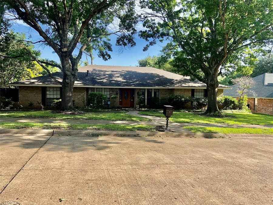 Property photo for 141 Palmer Circle, Lancaster, TX