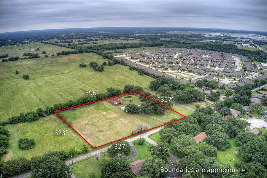 Property photo for 7209 Hackberry Drive, Greenville, TX