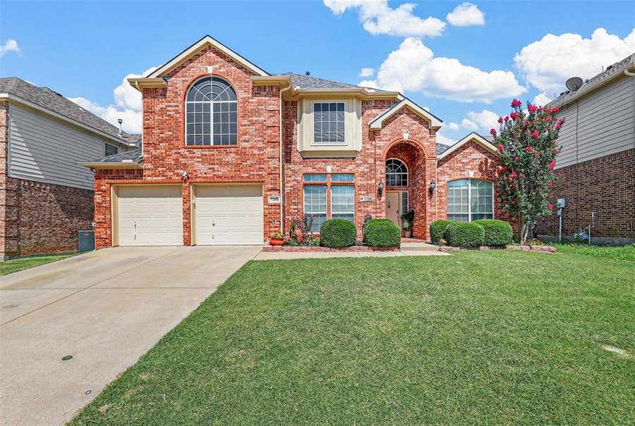 Property photo for 7200 Brekenridge Drive, Fort Worth, TX