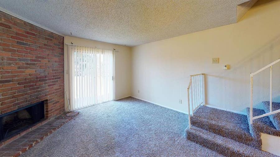 Property photo for 2281 Aspen Drive, Dallas, TX