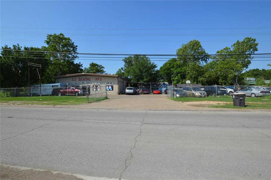 Property photo for 10426 C F Hawn Freeway, Dallas, TX