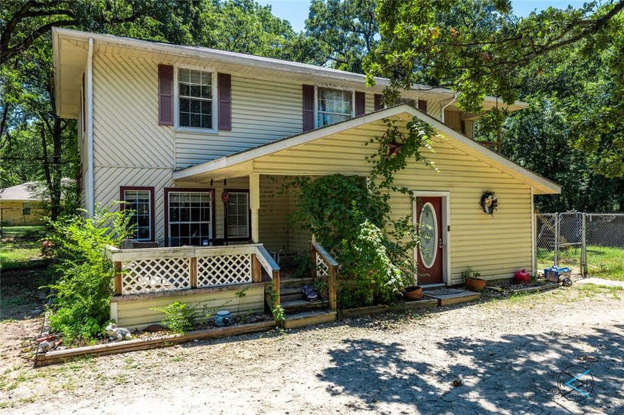 Property photo for 114 Lakeway Lane, Gun Barrel City, TX