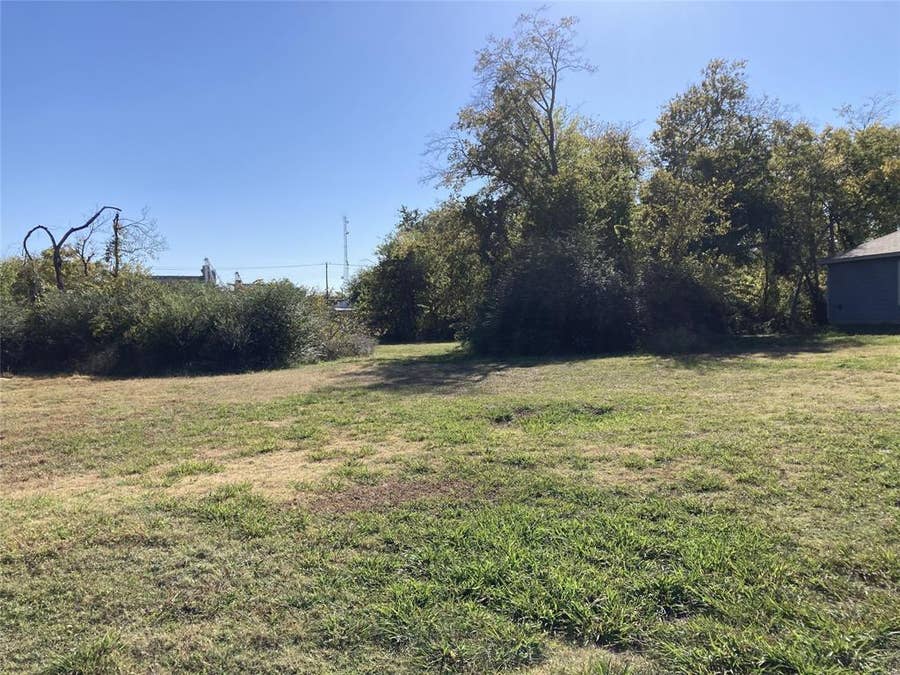 Property photo for 2117 Henry Street, Greenville, TX