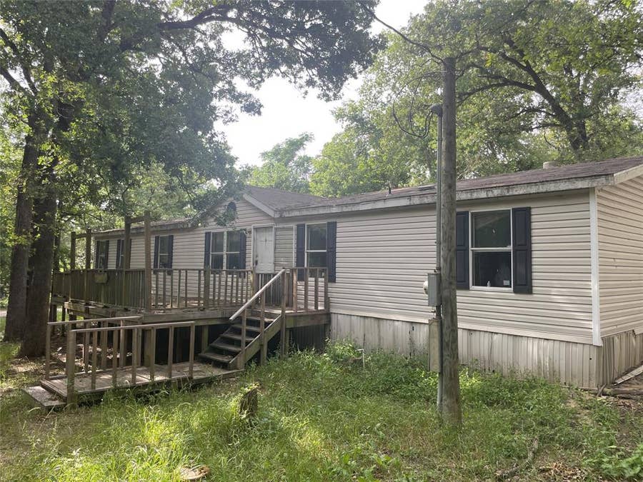 Property photo for 2998 County Road 1703, Malakoff, TX