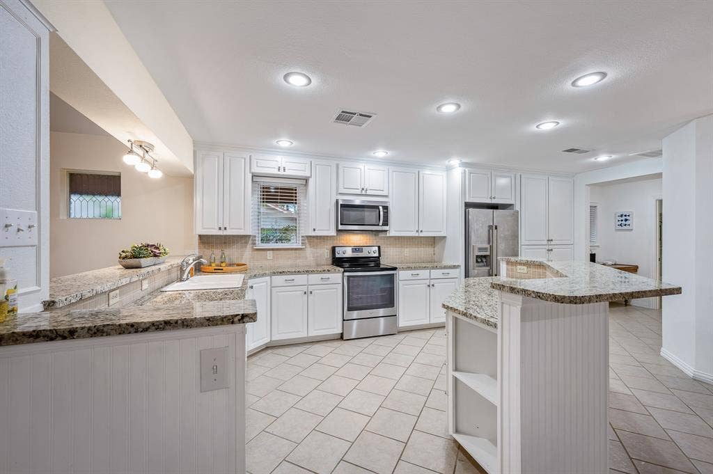 123 Goodknight Ranch Road, Trinidad, TX 75163