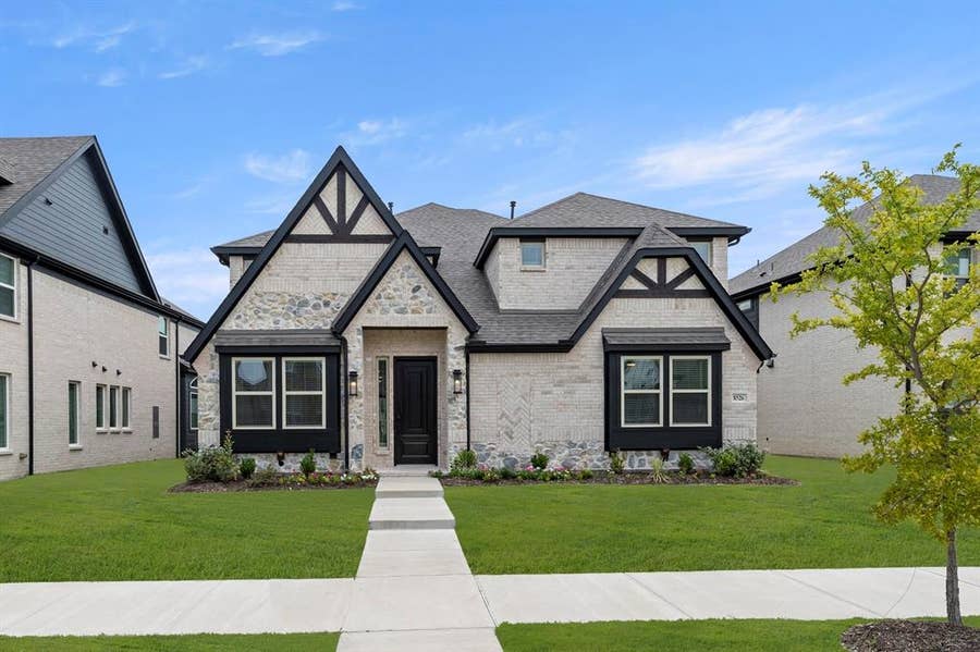 Property photo for 8526 Great Stone Trail, Rowlett, TX
