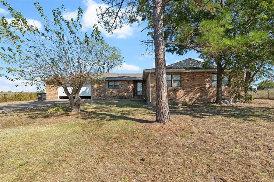 Property photo for 9157 County Road 678, Royse City, TX
