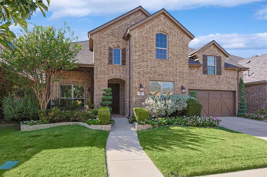 Property photo for 125 Sunrise Drive, Argyle, TX