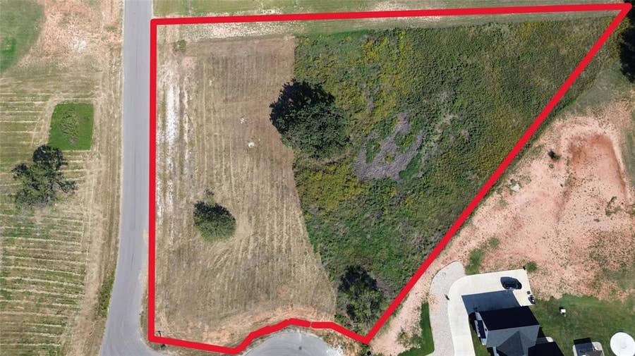 Property photo for 500 Bella Court, Granbury, TX