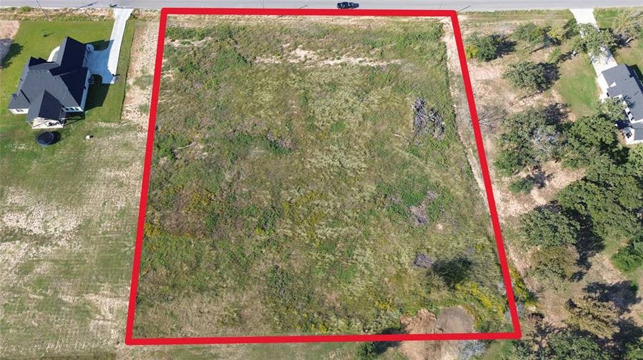 Property photo for 2007 Jeremy Street, Tolar, TX