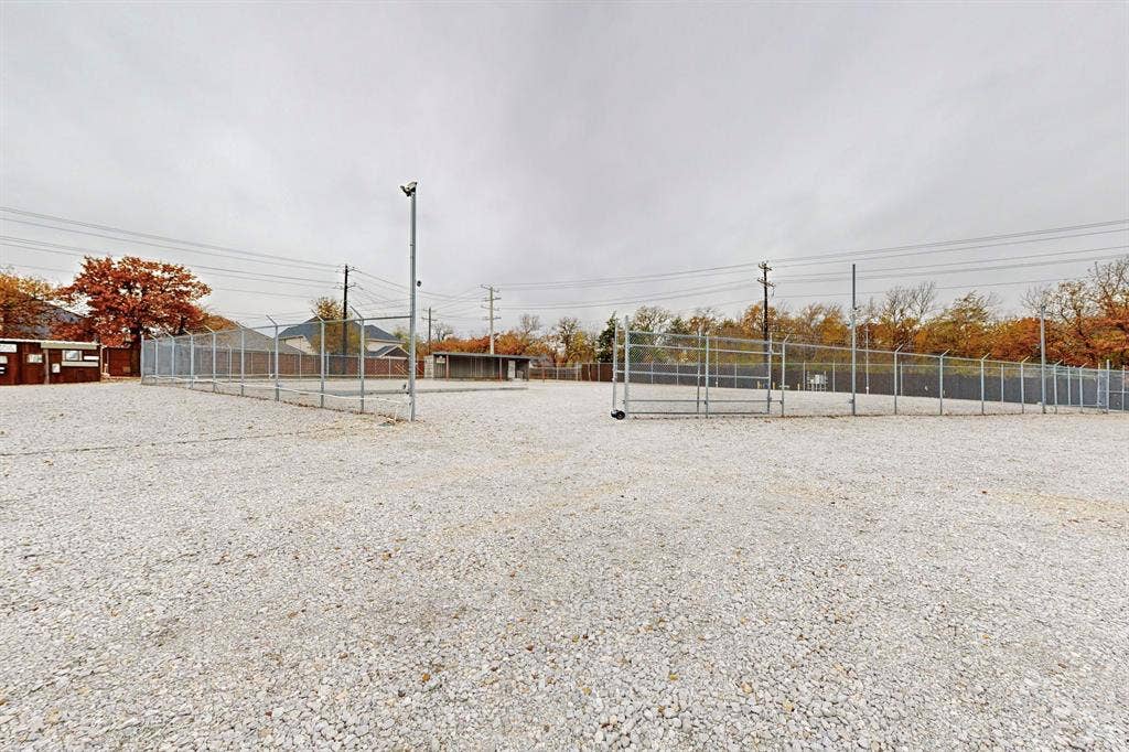 409 Copper Canyon Road, Argyle, TX 76226 View of yard