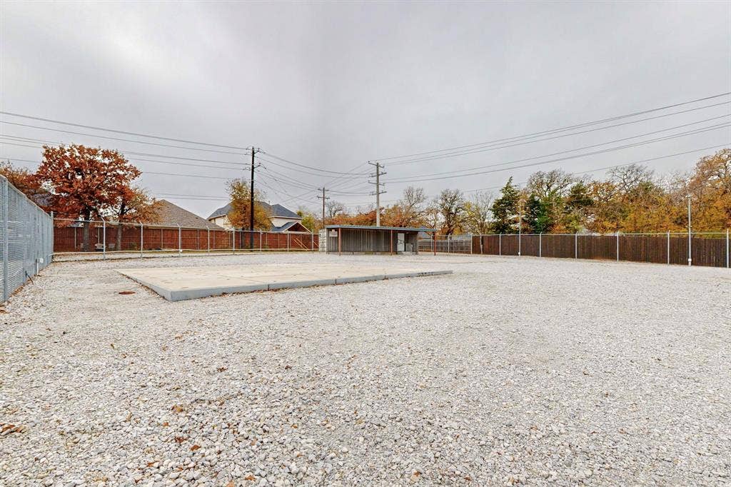 409 Copper Canyon Road, Argyle, TX 76226 View of yard