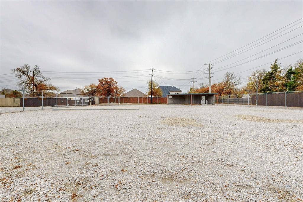 409 Copper Canyon Road, Argyle, TX 76226 View of yard