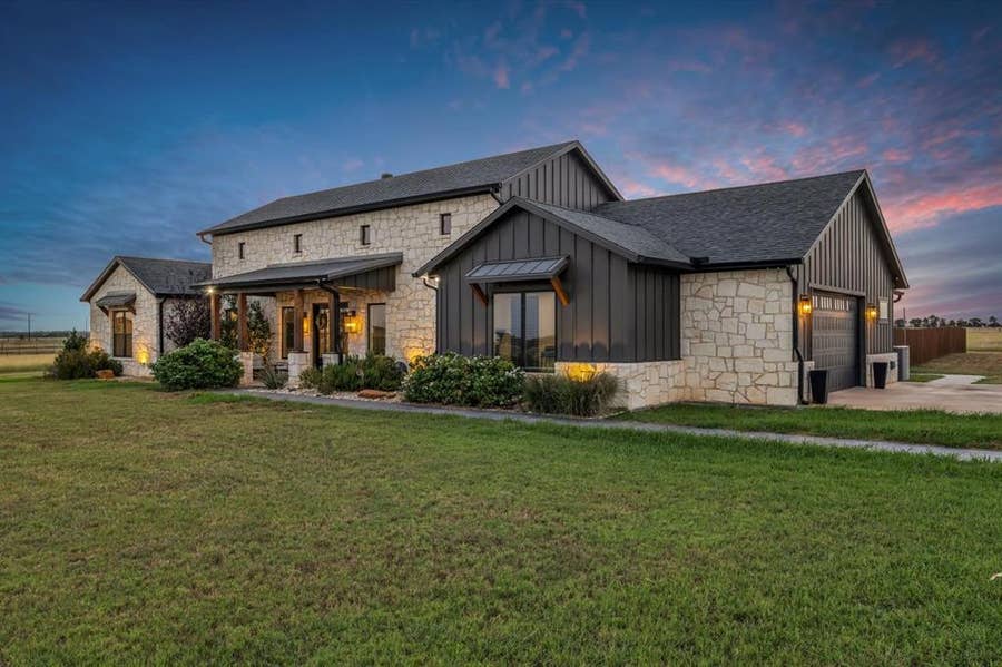 Property photo for 353 Willow Moon Ranch Road, Crawford, TX