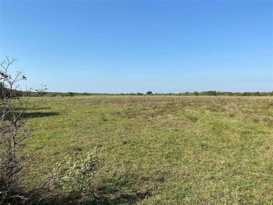 Property photo for 07 Lawson Ave, Mabank, TX