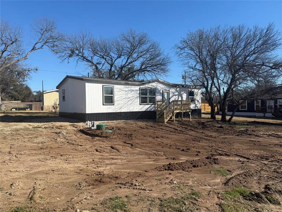 Property photo for 3501 Lake Granbury Drive, Granbury, TX