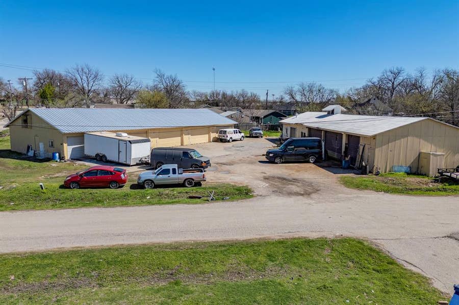 Property photo for 407 N New Mexico Street, Celina, TX