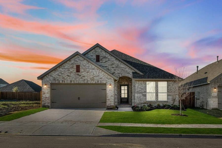 Property photo for 231 Ivory Brook Cove Drive, Lavon, TX