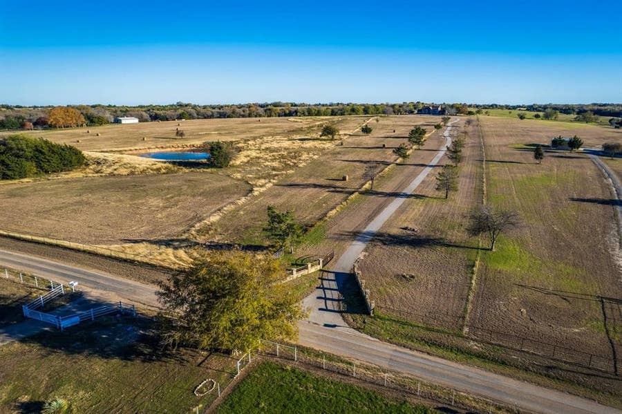 Property photo for 000 Bee Creek School House Road, Grandview, TX