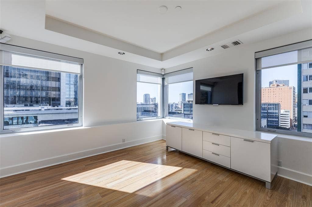 1505 Elm Street, #1004, Dallas, TX 75201 1505 Elm Street, #1004, Dallas, TX 75201