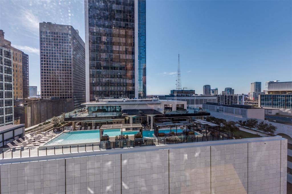 1505 Elm Street, #1004, Dallas, TX 75201 1505 Elm Street, #1004, Dallas, TX 75201