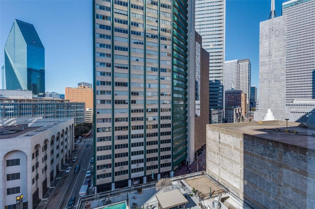 1505 Elm Street, #1004, Dallas, TX 75201 1505 Elm Street, #1004, Dallas, TX 75201