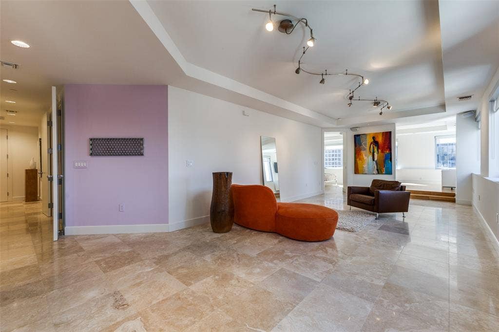 1505 Elm Street, #1004, Dallas, TX 75201 1505 Elm Street, #1004, Dallas, TX 75201