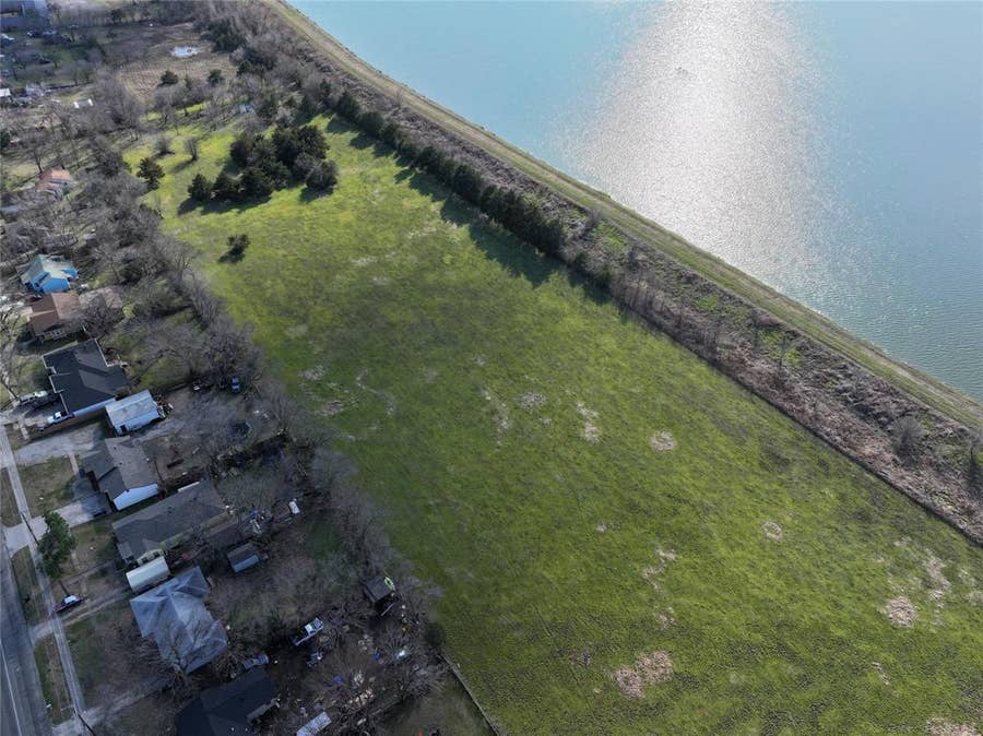 Property photo for 1215 Wolfe City Drive, Greenville, TX