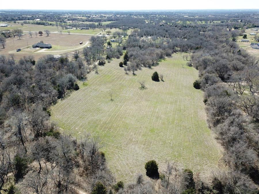 Property photo for 941 County Road 4270, Decatur, TX