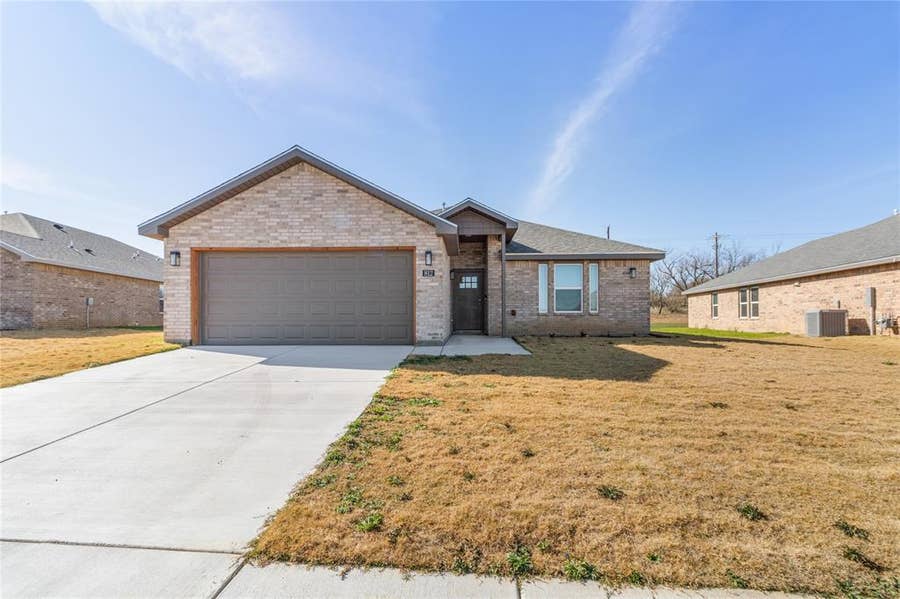 Property photo for 812 Bella Boulevard, Coleman, TX