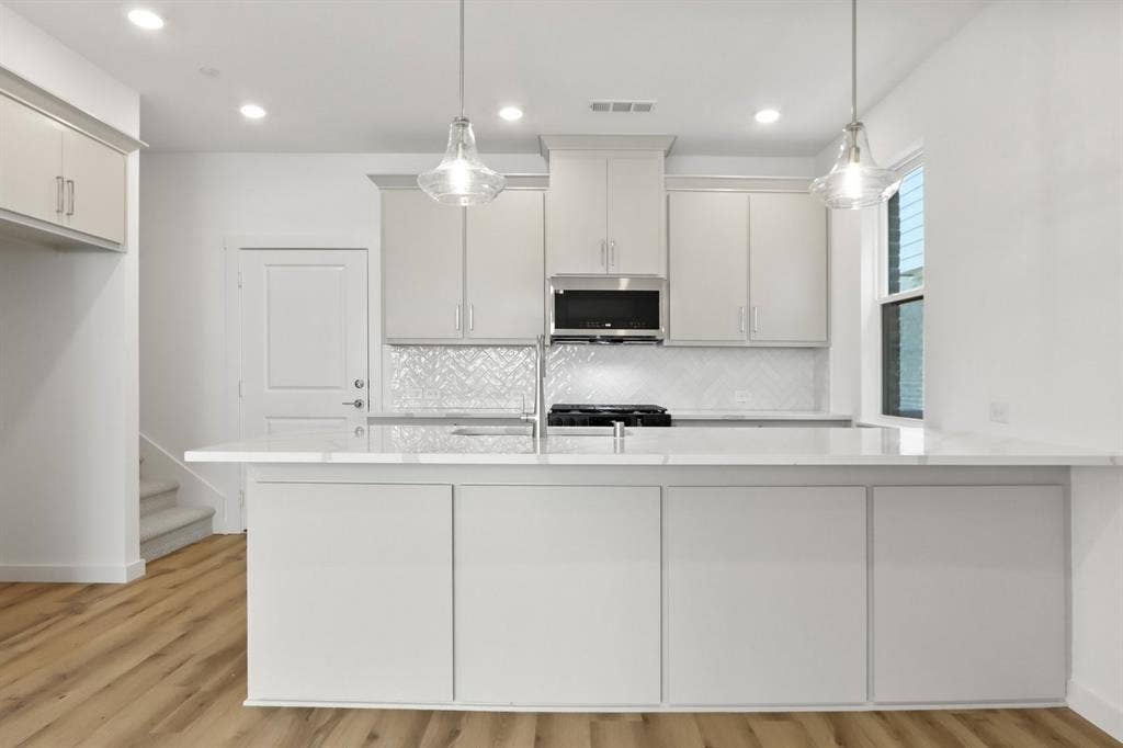1427 Azalea Drive, Melissa, TX 75454 011-.20241030-1427AzaleaDrive-Melissa-TX-75454-Kitchen.jpg-SMALL