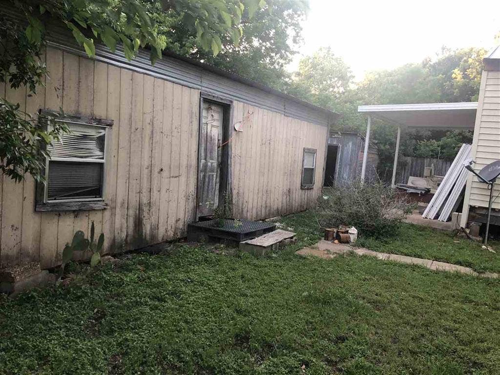 1031 S Main Street, McGregor, TX 76657-0000 1031 S Main Street, McGregor, TX 76657-0000