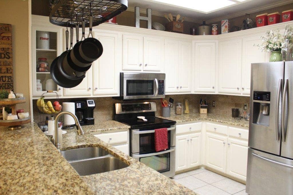 9100 Aspen Drive, Waco, TX 76712 9100 Aspen Drive, Waco, TX 76712