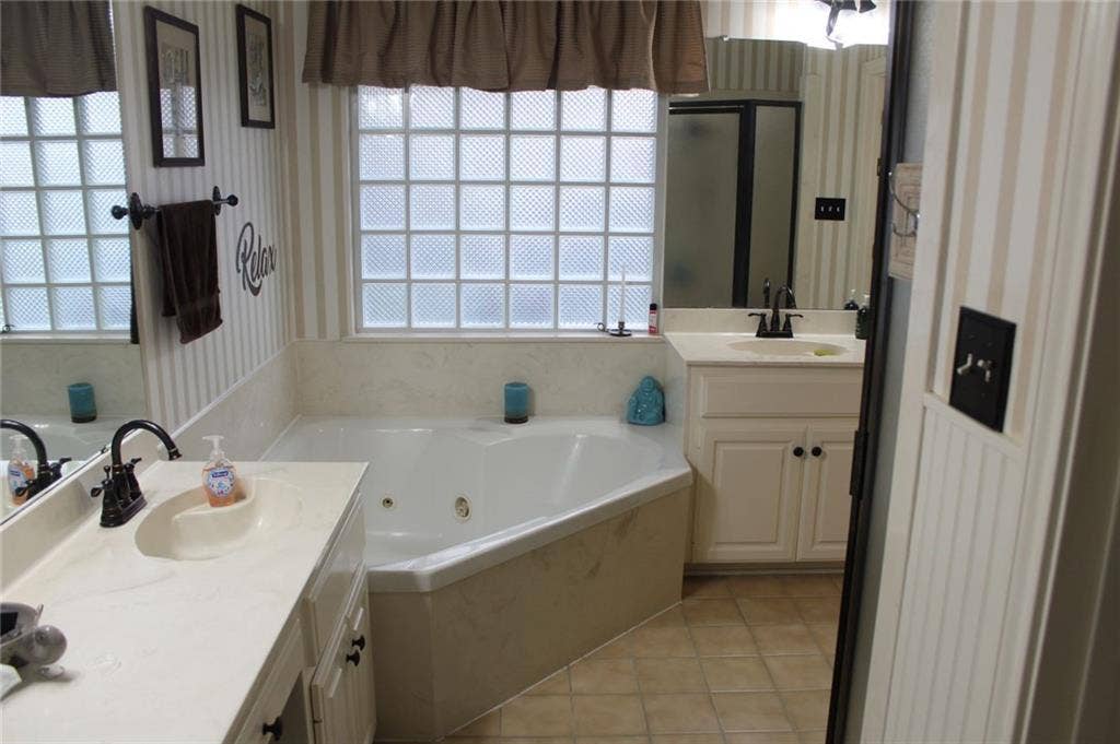 9100 Aspen Drive, Waco, TX 76712 9100 Aspen Drive, Waco, TX 76712
