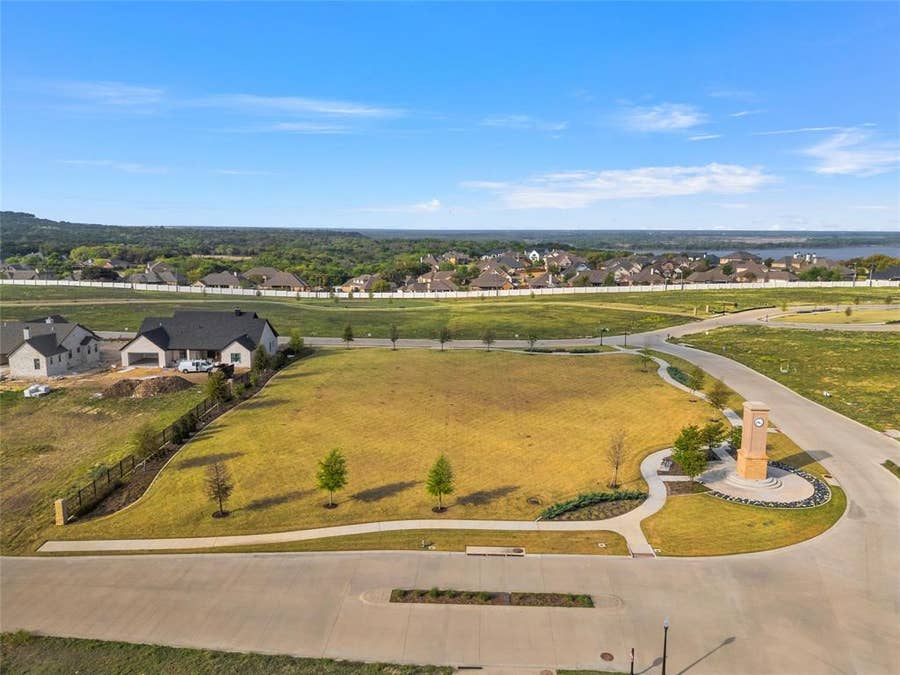 Property photo for 43 Turnberry Circle, Woodway, TX