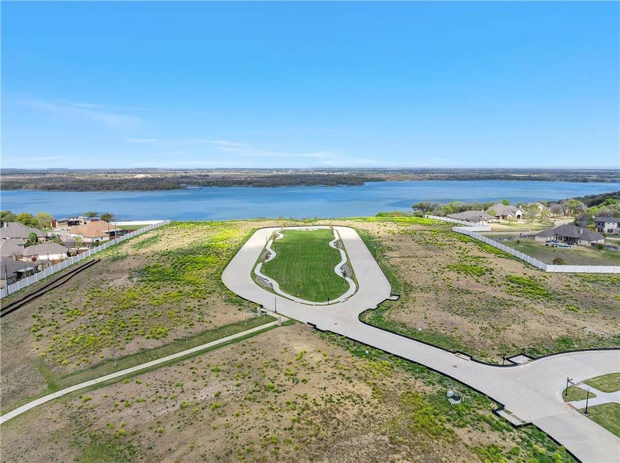 Property photo for 51 Turnberry Drive, Woodway, TX