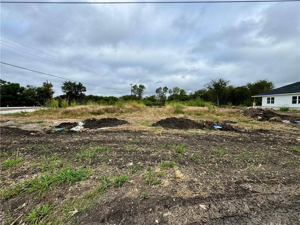 140 Ave B, Moody, TX 76557 140 Ave B, Moody, TX 76557