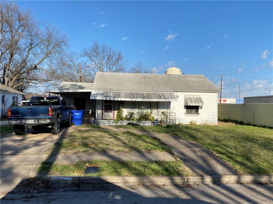 Property photo for 3825 N 20th, Waco, TX