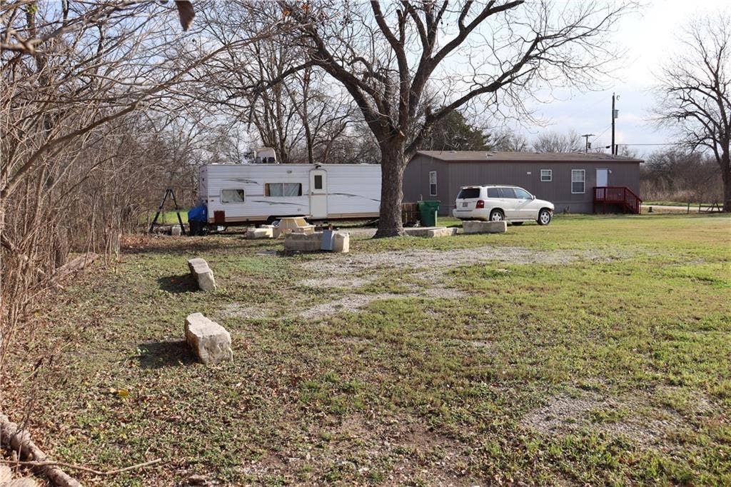 310 W Burleson, Mart, TX 76664 310 W Burleson, Mart, TX 76664