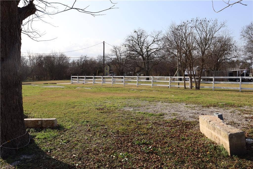 310 W Burleson, Mart, TX 76664 310 W Burleson, Mart, TX 76664